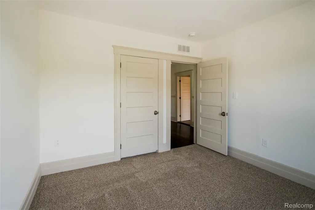1494 Bewick Street Detroit City MI 48214