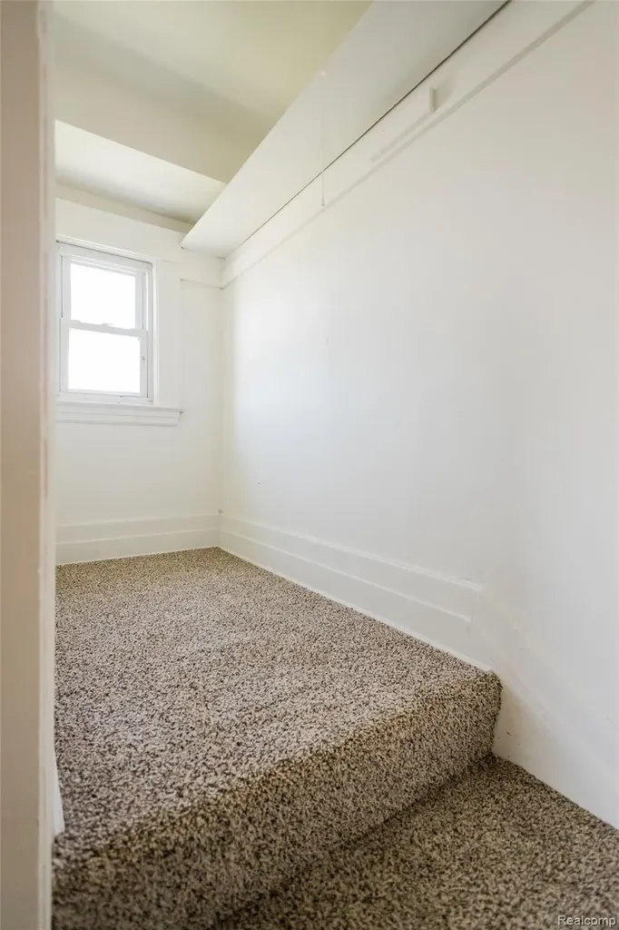 1494 Bewick Street Detroit City MI 48214