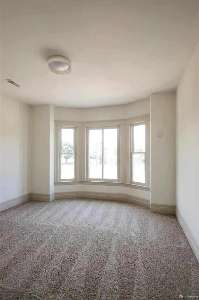 1494 Bewick Street Detroit City MI 48214