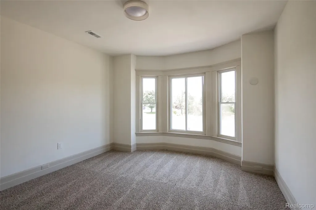 1494 Bewick Street Detroit City MI 48214