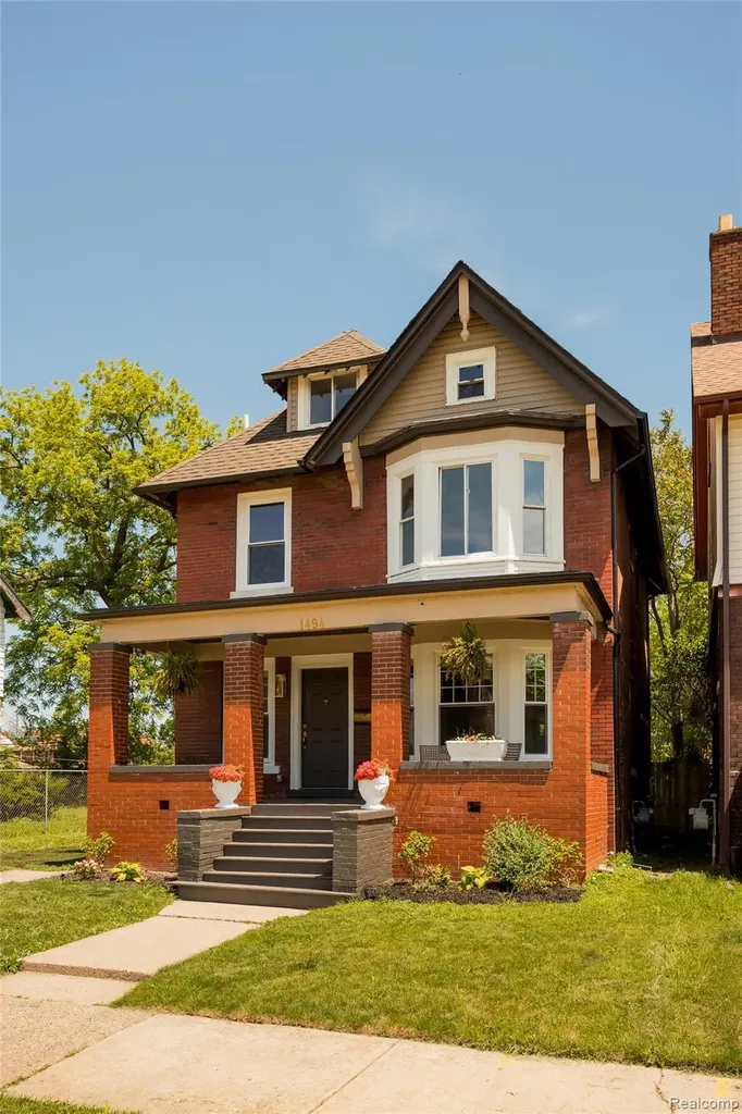 1494 Bewick Street Detroit City MI 48214