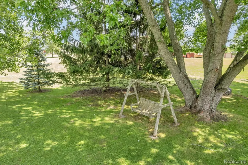 15387 Schultz Road Berlin Township MI 48002