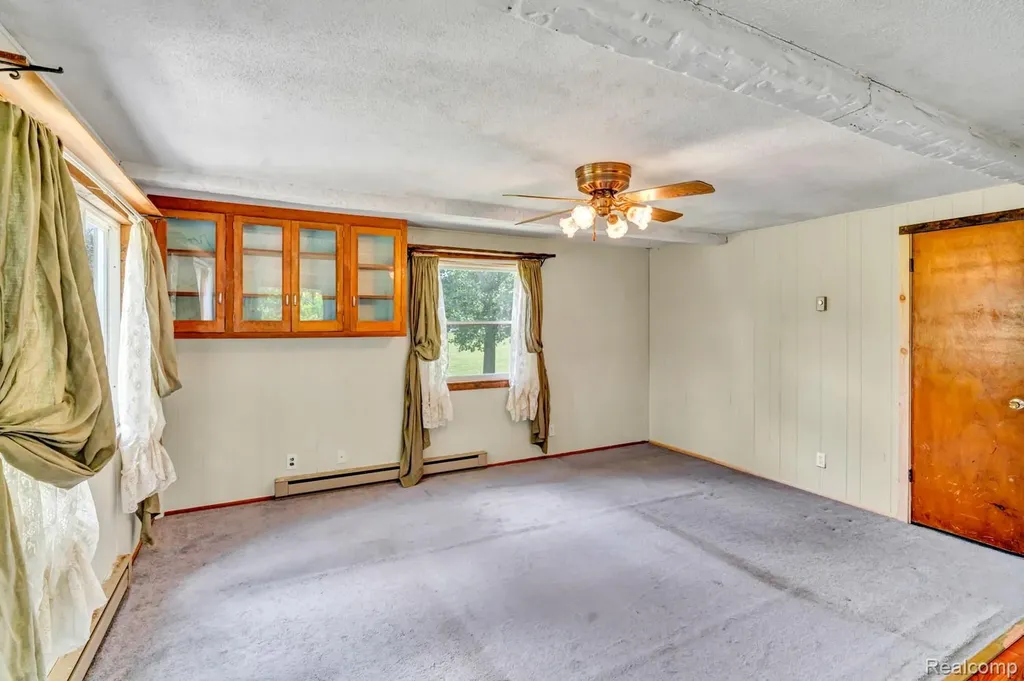 15387 Schultz Road Berlin Township MI 48002