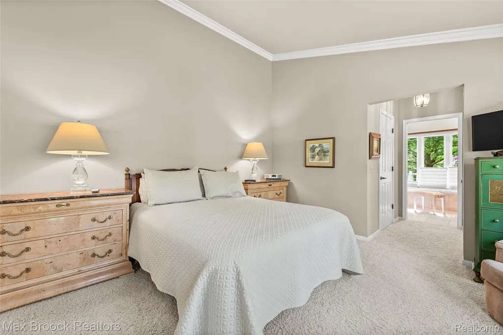 2493 Wildbrook Run Bloomfield Hills City MI 48304