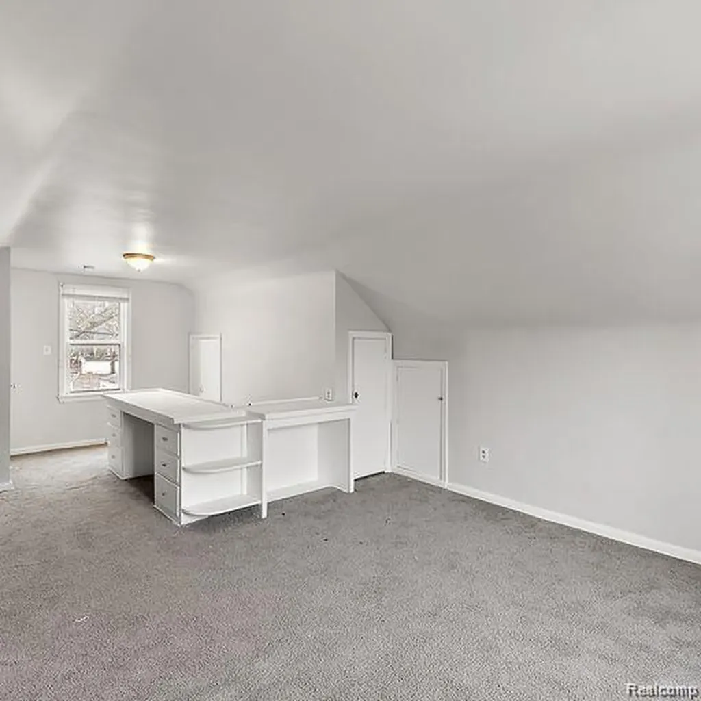 19405 Pierson Street Detroit City MI 48219