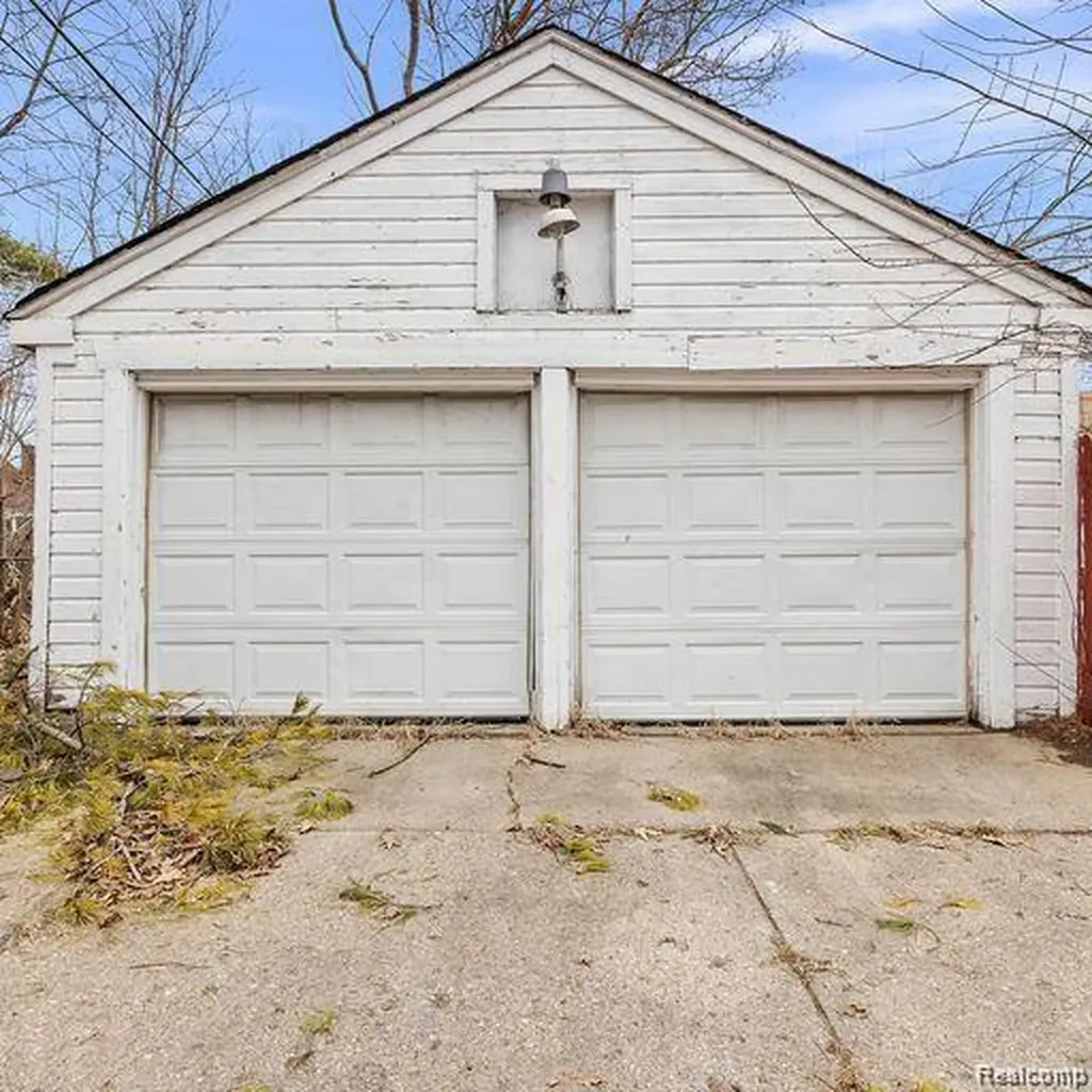 19405 Pierson Street Detroit City MI 48219