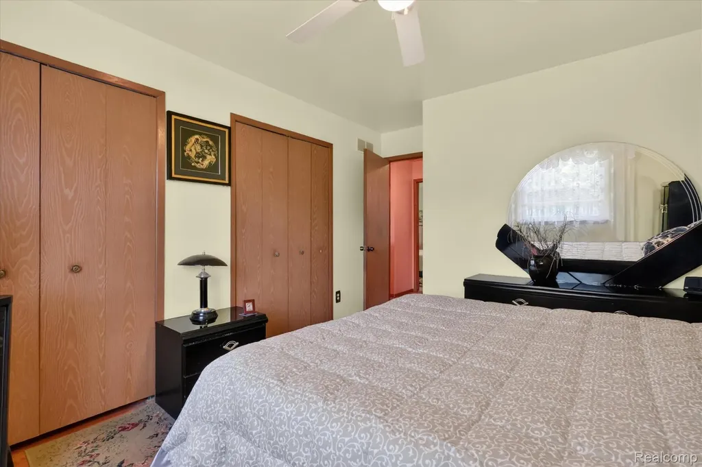15720 Bono Drive Clinton Charter Township MI 48038