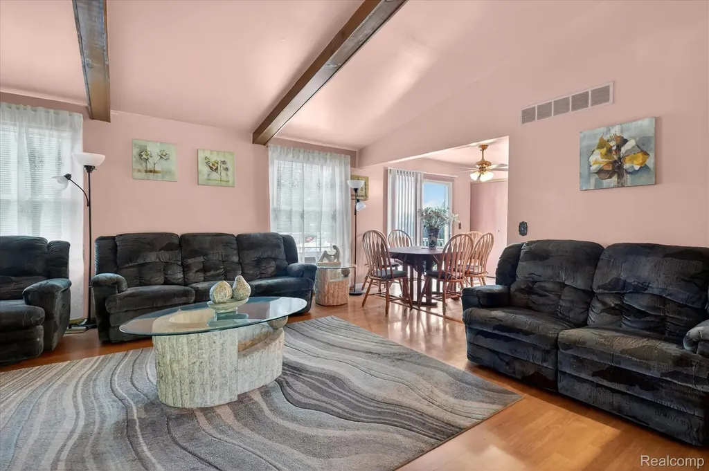15720 Bono Drive Clinton Charter Township MI 48038