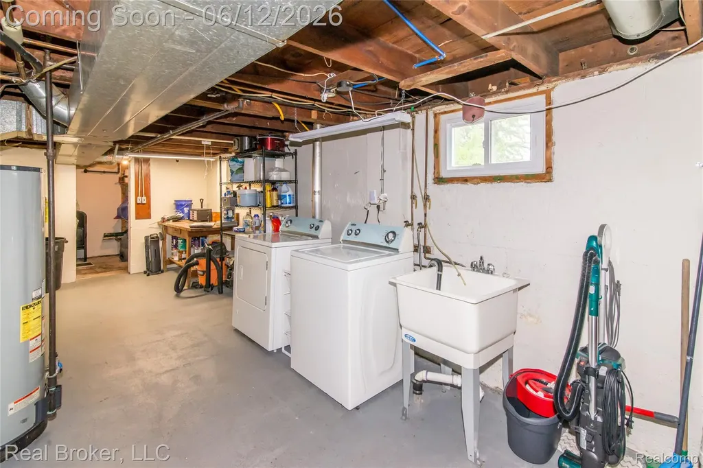 29019 Birchlawn Street Garden City City MI 48135