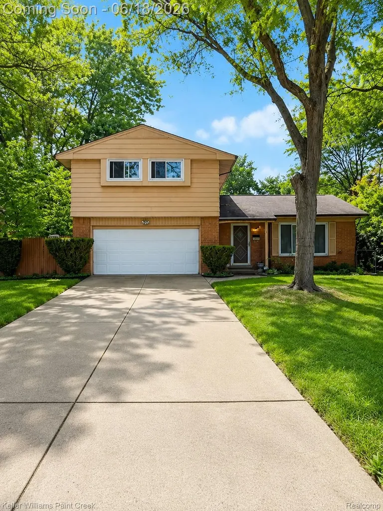 28266 Tapert Drive Southfield City MI 48076