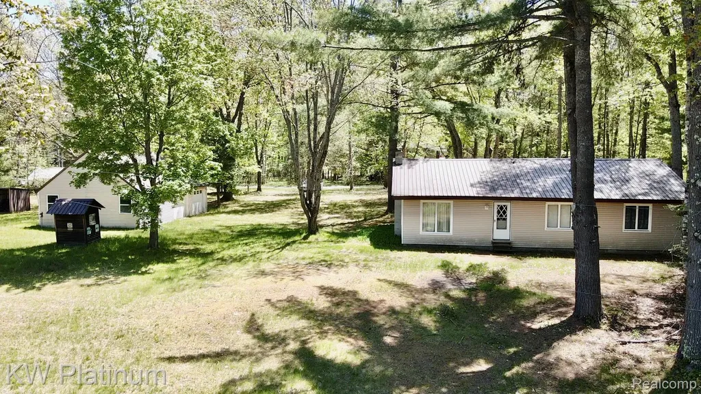 7050 Valley Lane Briley Township MI 49709