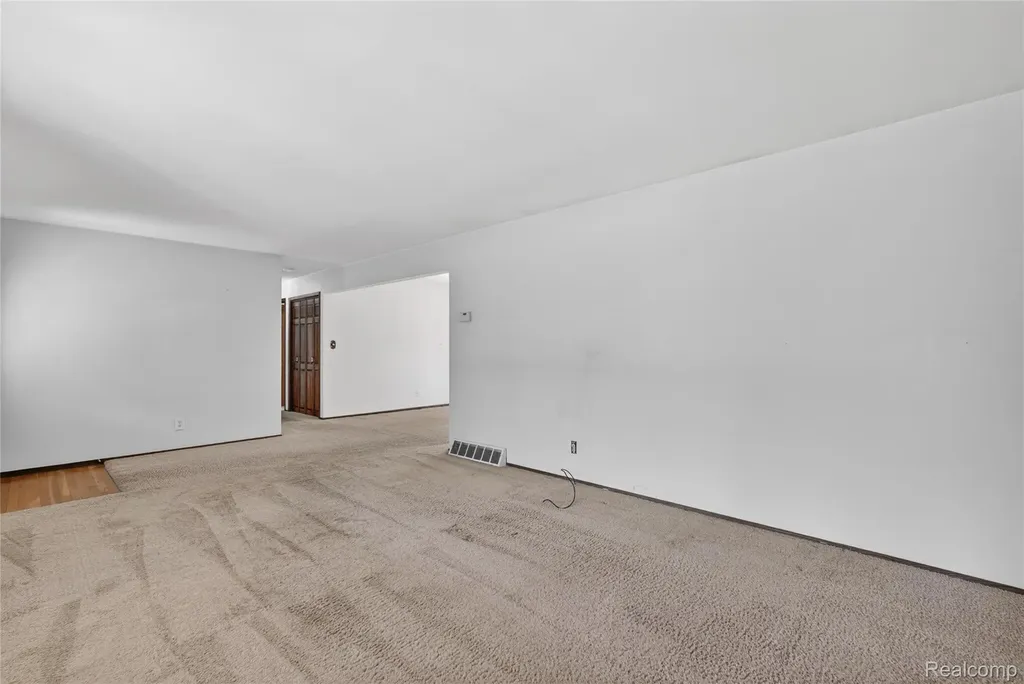 8668 Cooley Beach Drive White Lake Charter Township MI 48386