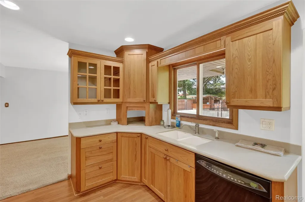8668 Cooley Beach Drive White Lake Charter Township MI 48386