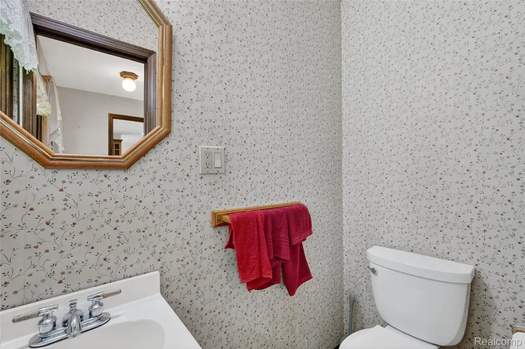8668 Cooley Beach Drive White Lake Charter Township MI 48386