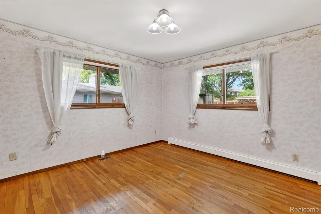 8668 Cooley Beach Drive White Lake Charter Township MI 48386
