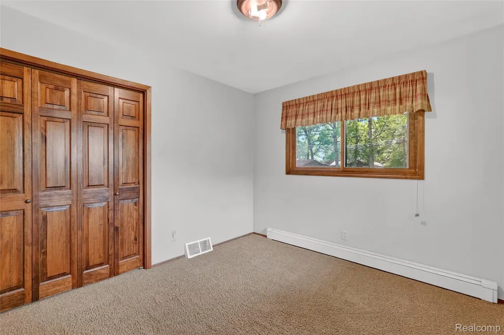 8668 Cooley Beach Drive White Lake Charter Township MI 48386