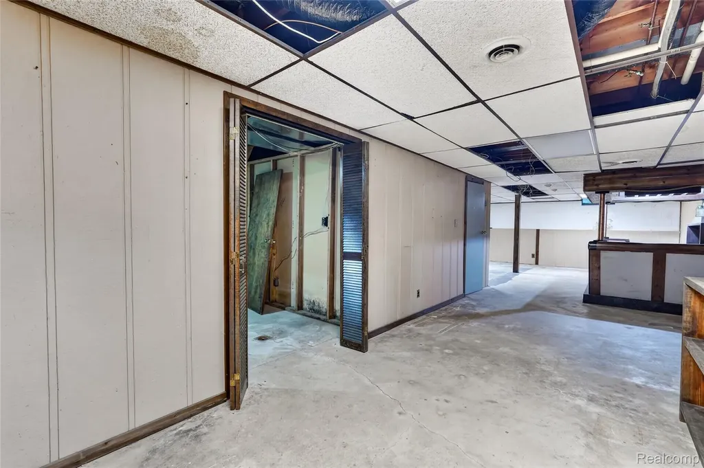 8668 Cooley Beach Drive White Lake Charter Township MI 48386