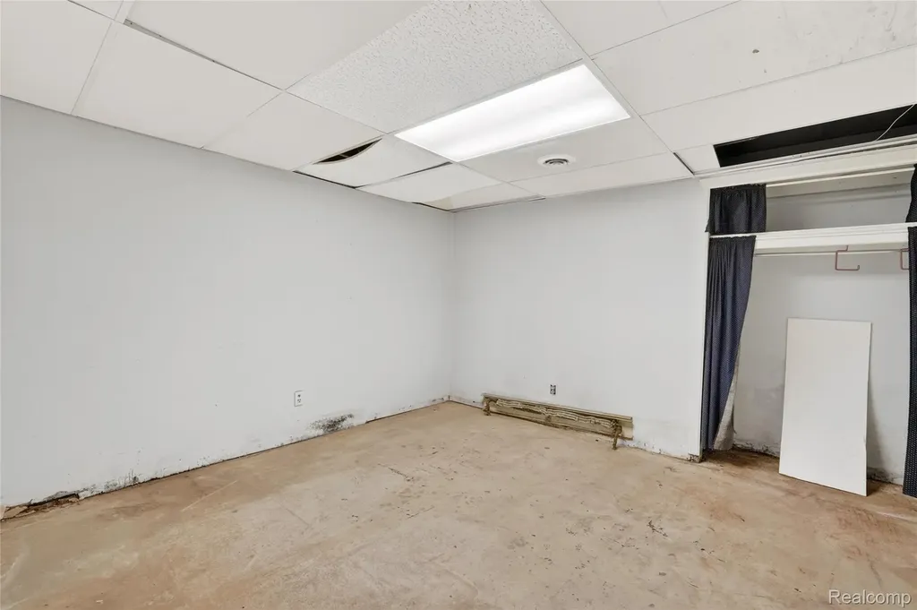 8668 Cooley Beach Drive White Lake Charter Township MI 48386