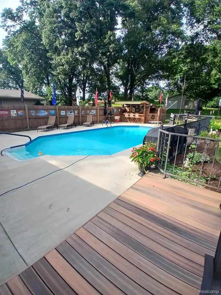 8668 Cooley Beach Drive White Lake Charter Township MI 48386