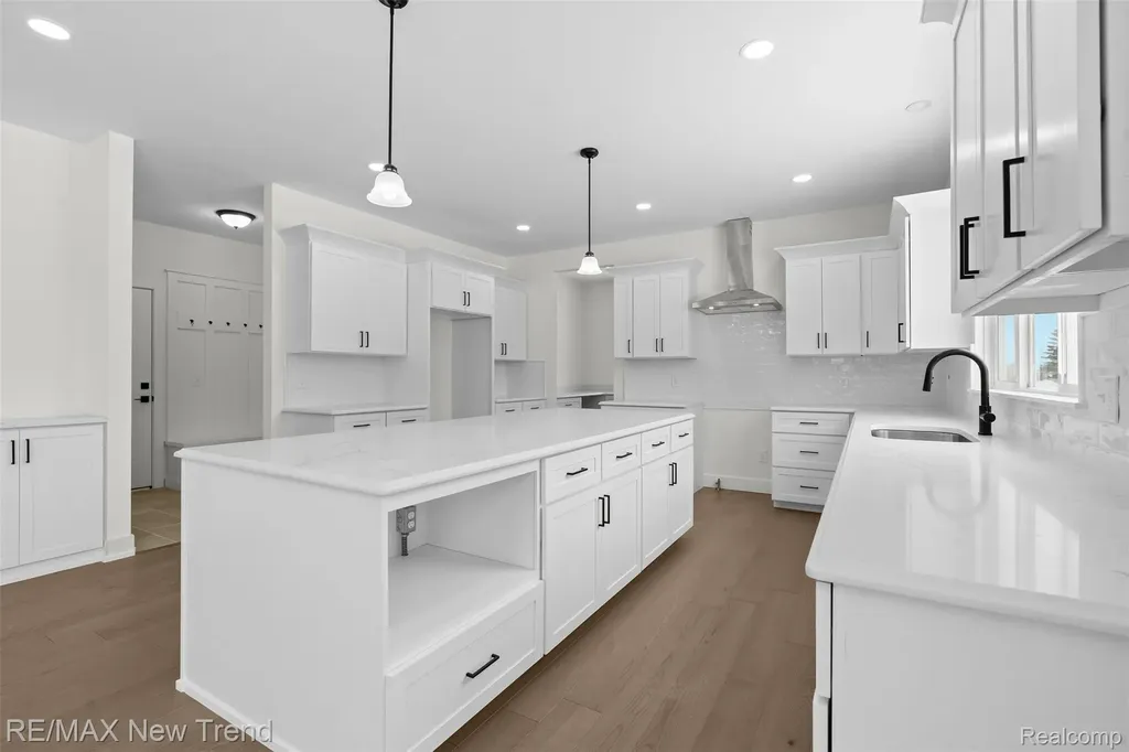 8491 Joseph Street Commerce Charter Township MI 48382