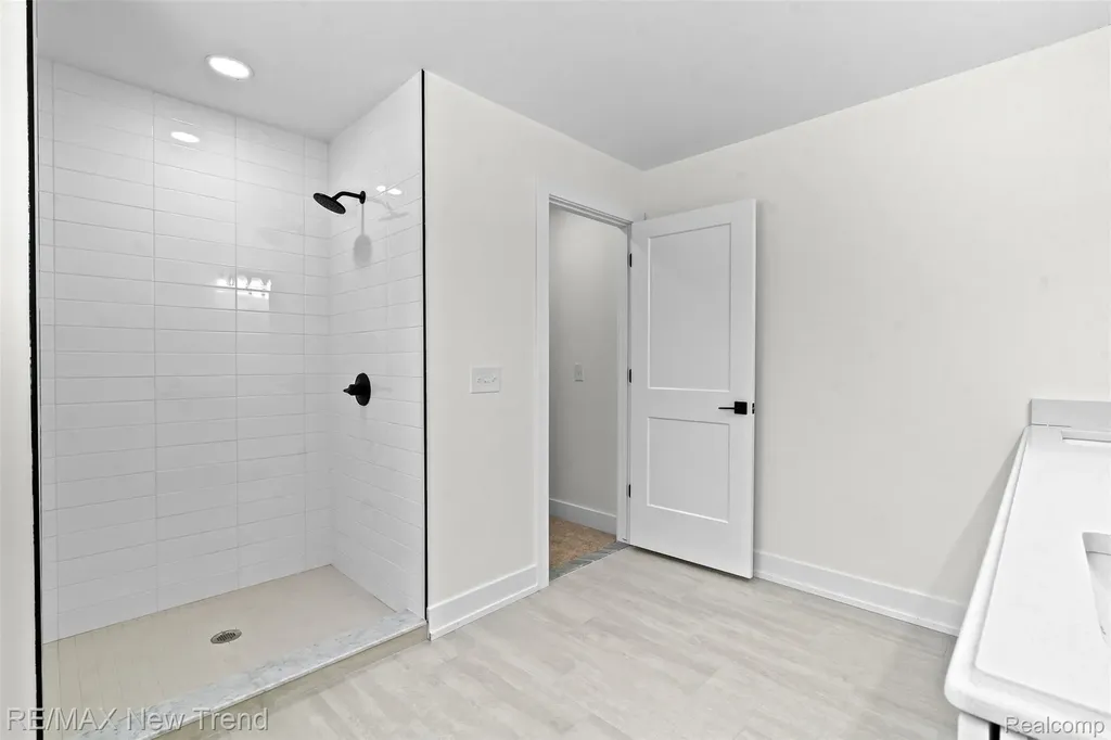 8491 Joseph Street Commerce Charter Township MI 48382