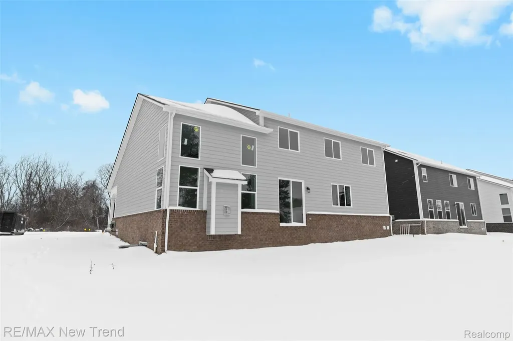 8491 Joseph Street Commerce Charter Township MI 48382