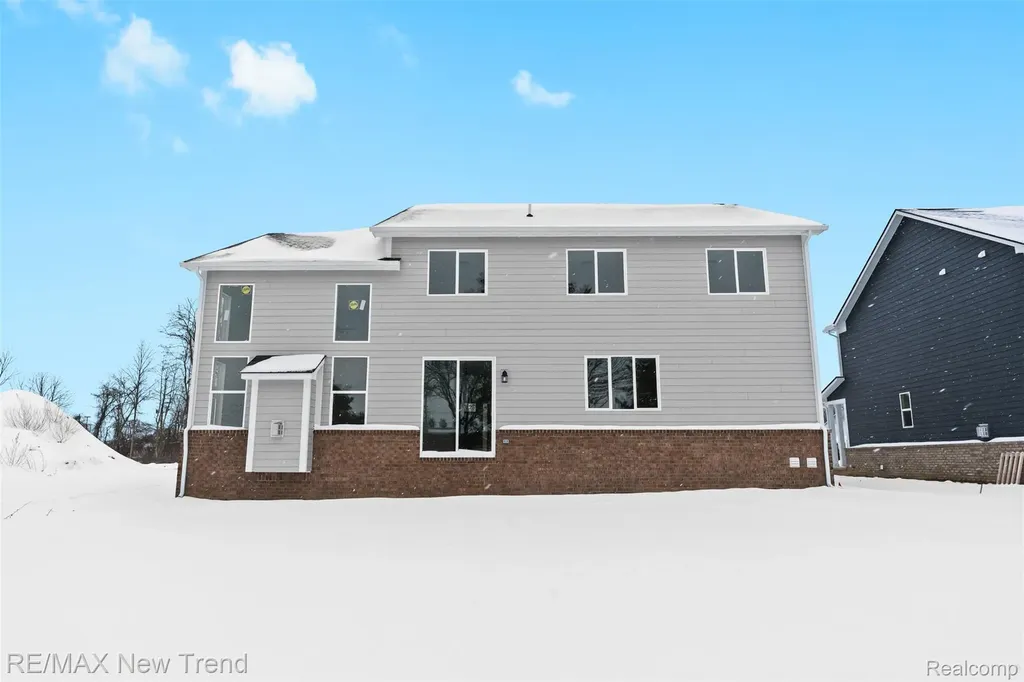 8491 Joseph Street Commerce Charter Township MI 48382
