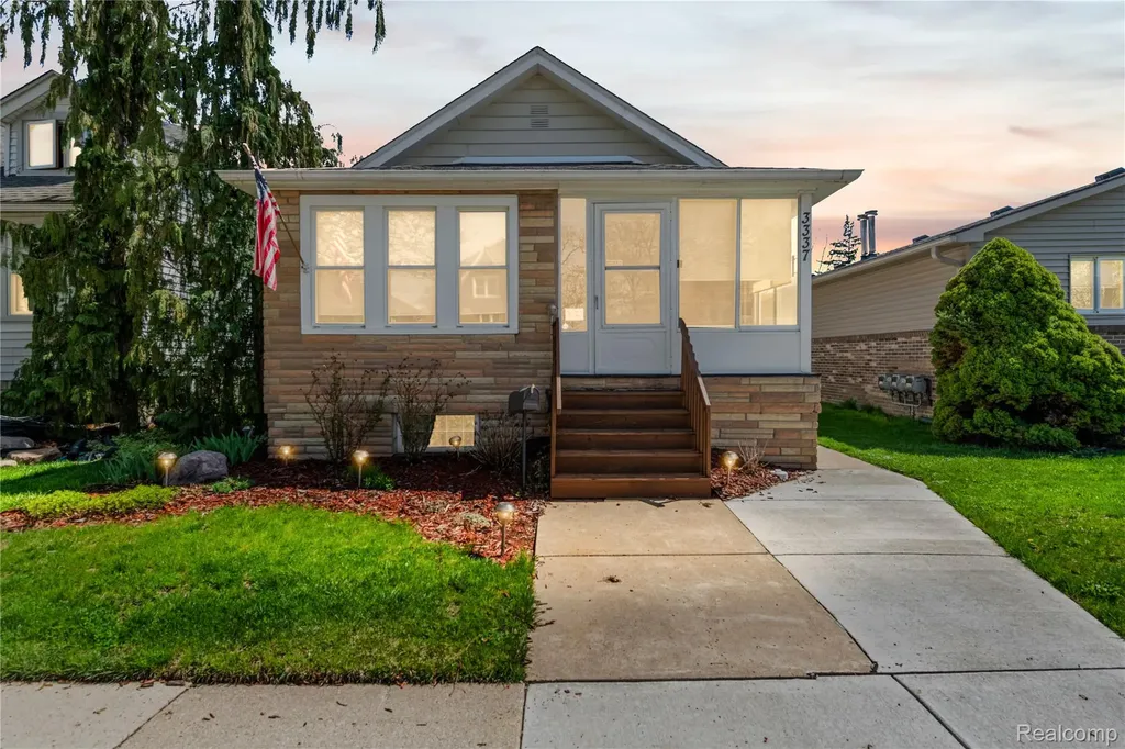 3337 4th Street Trenton City MI 48183