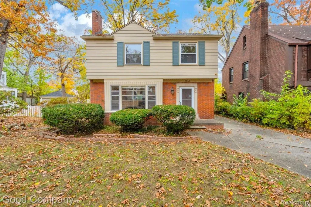 2564 Woodstock Drive Detroit City MI 48203
