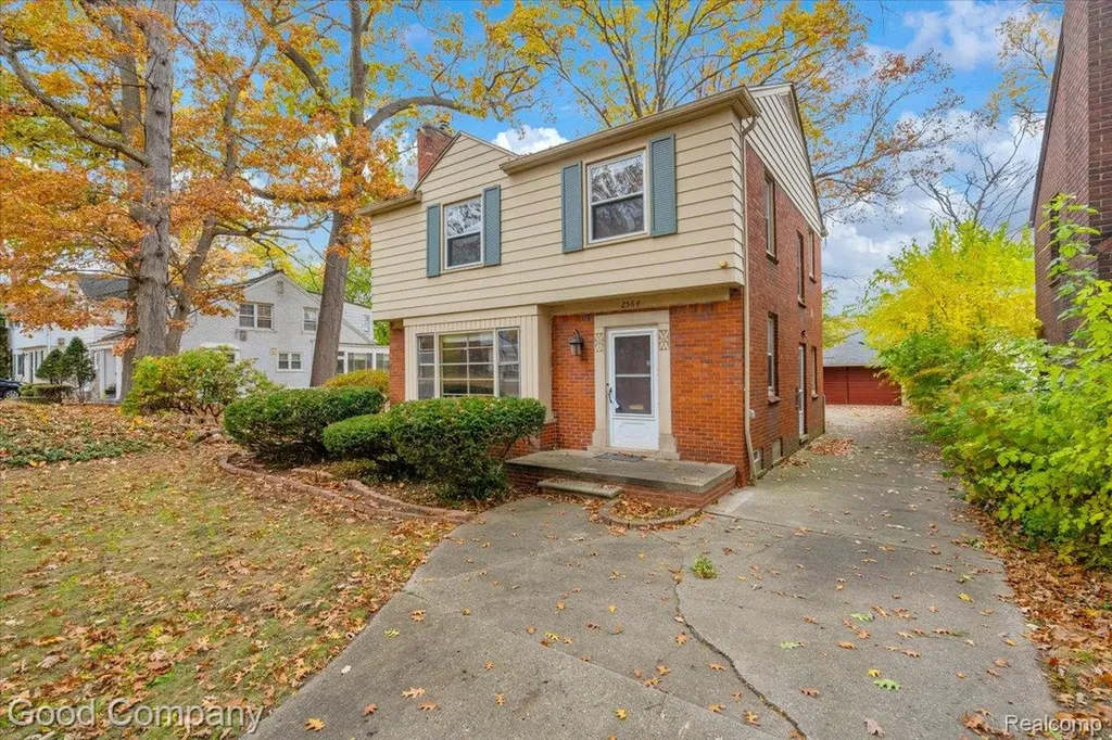 2564 Woodstock Drive Detroit City MI 48203