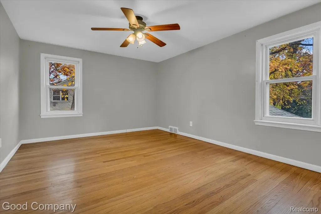 2564 Woodstock Drive Detroit City MI 48203