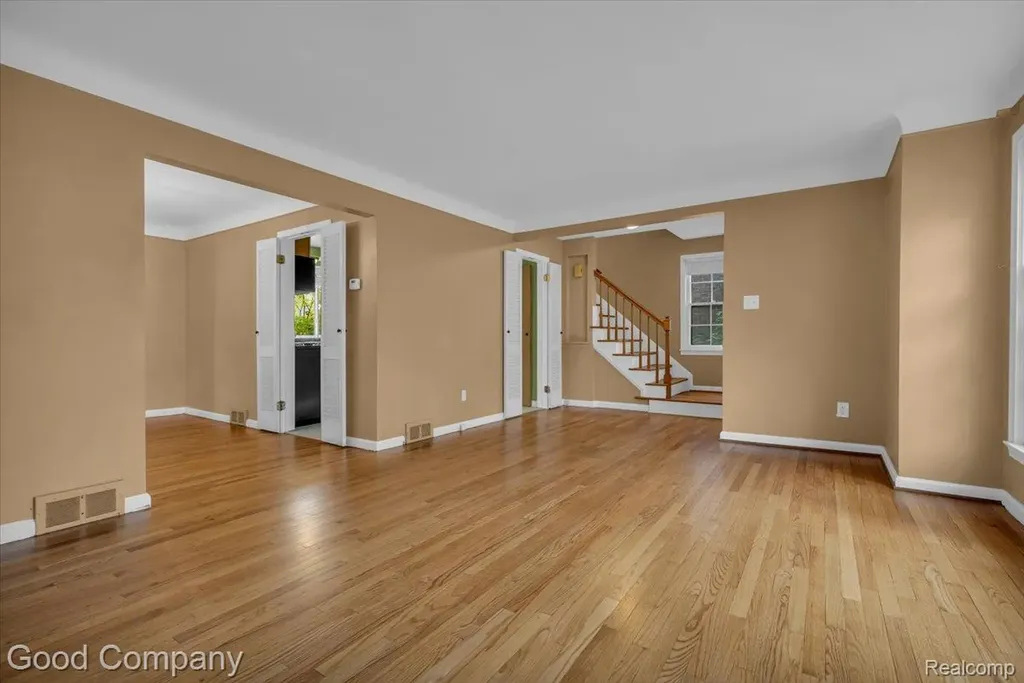 2564 Woodstock Drive Detroit City MI 48203