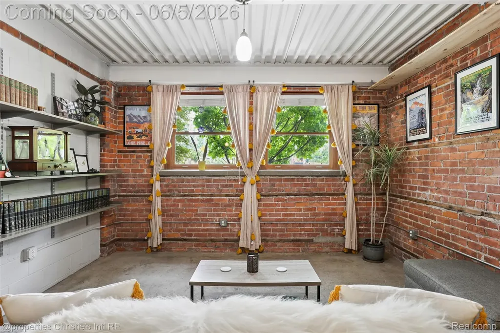 112 Watson Street Detroit City MI 48201