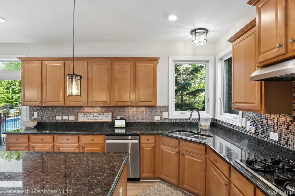 22751 St James Drive Lyon Charter Township MI 48167
