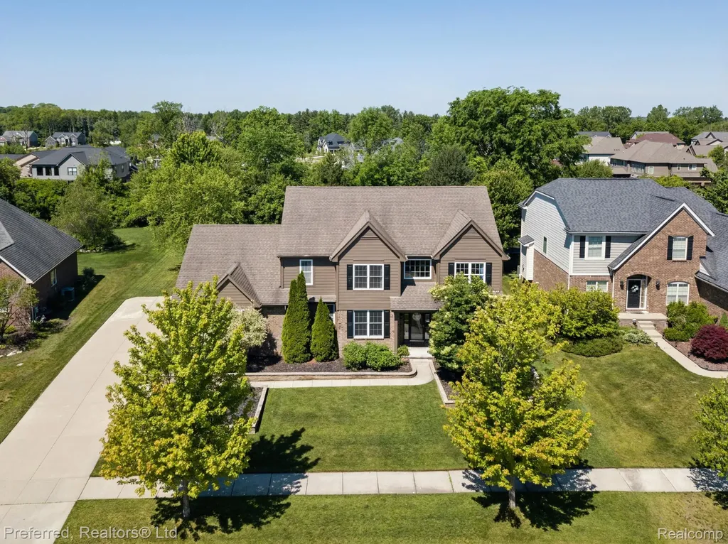 22751 St James Drive Lyon Charter Township MI 48167