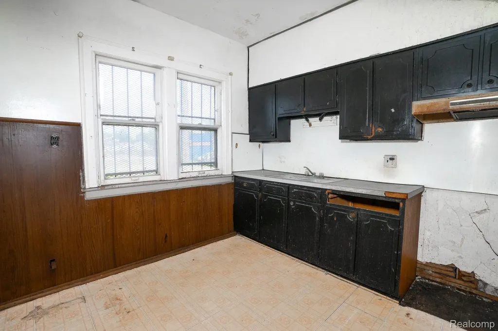 15930 Turner Street Detroit City MI 48238