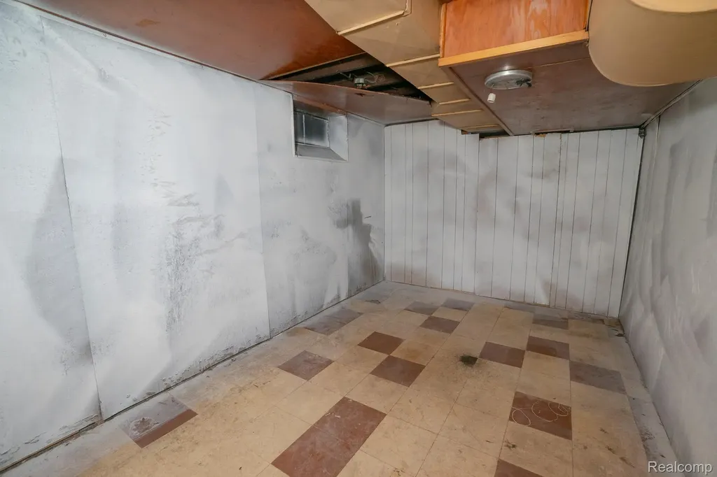 15930 Turner Street Detroit City MI 48238