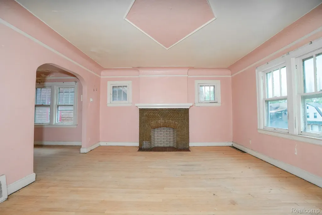 15930 Turner Street Detroit City MI 48238