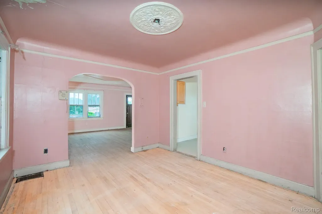 15930 Turner Street Detroit City MI 48238