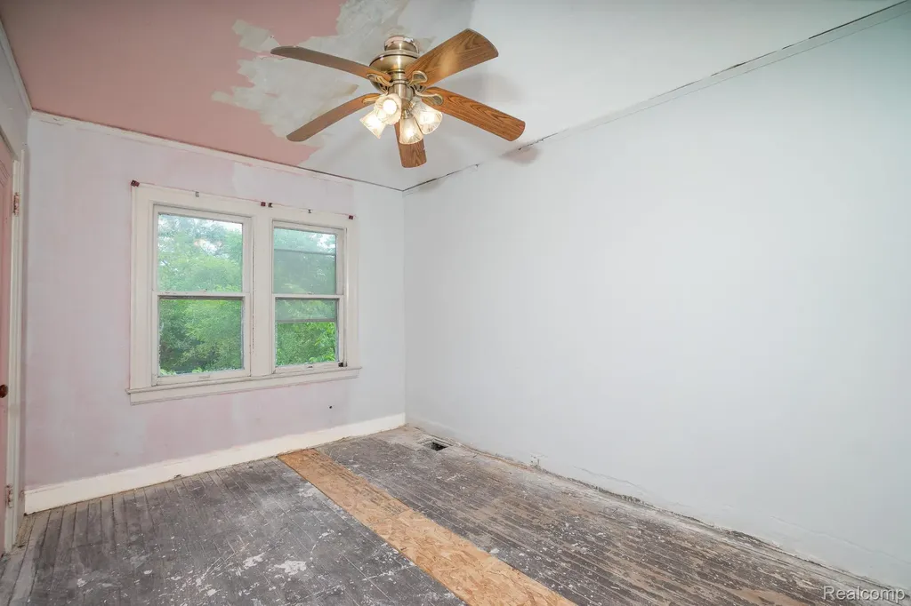15930 Turner Street Detroit City MI 48238