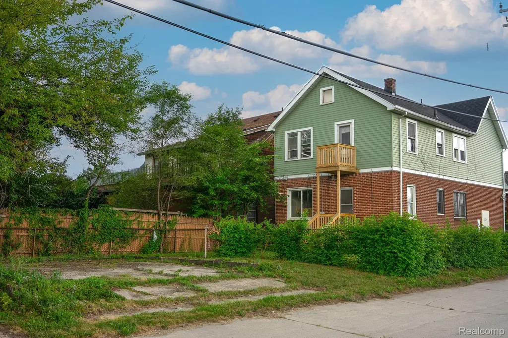 15930 Turner Street Detroit City MI 48238