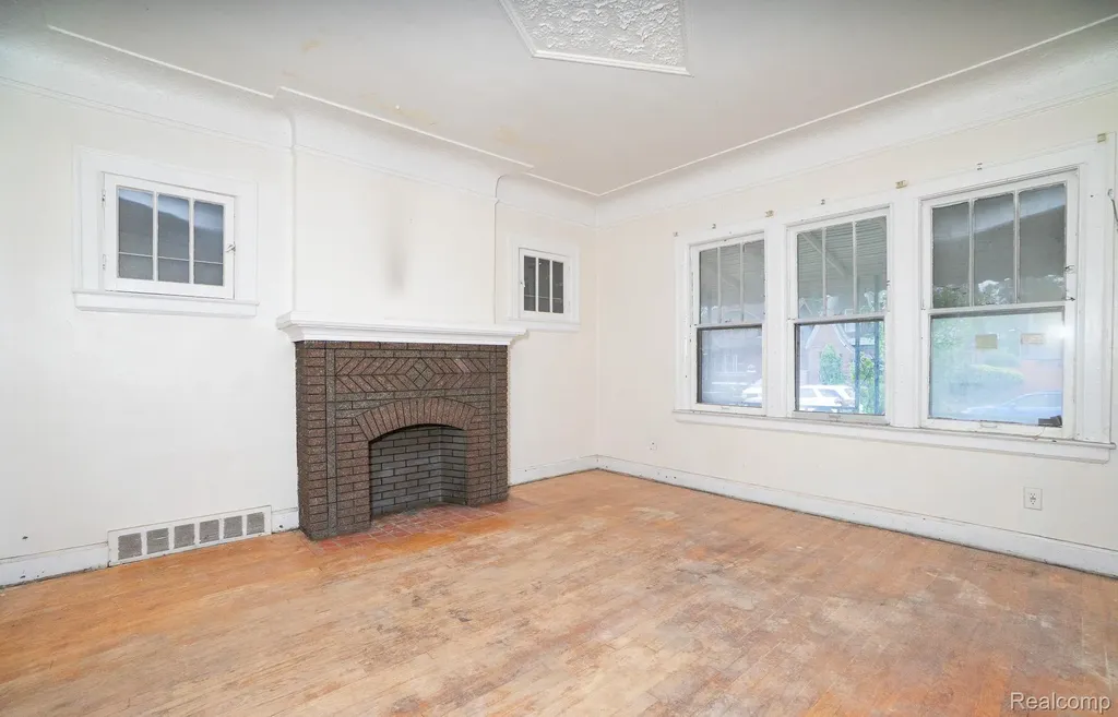 15930 Turner Street Detroit City MI 48238
