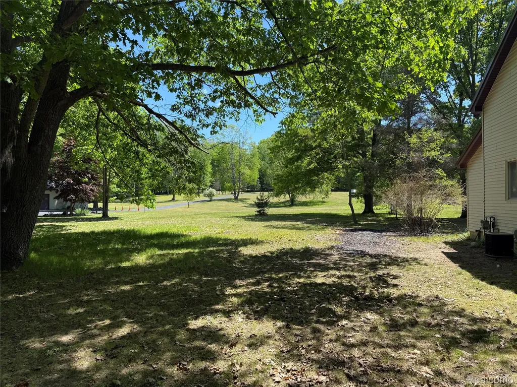 19672 Indian Drive Green Charter Township MI 49338