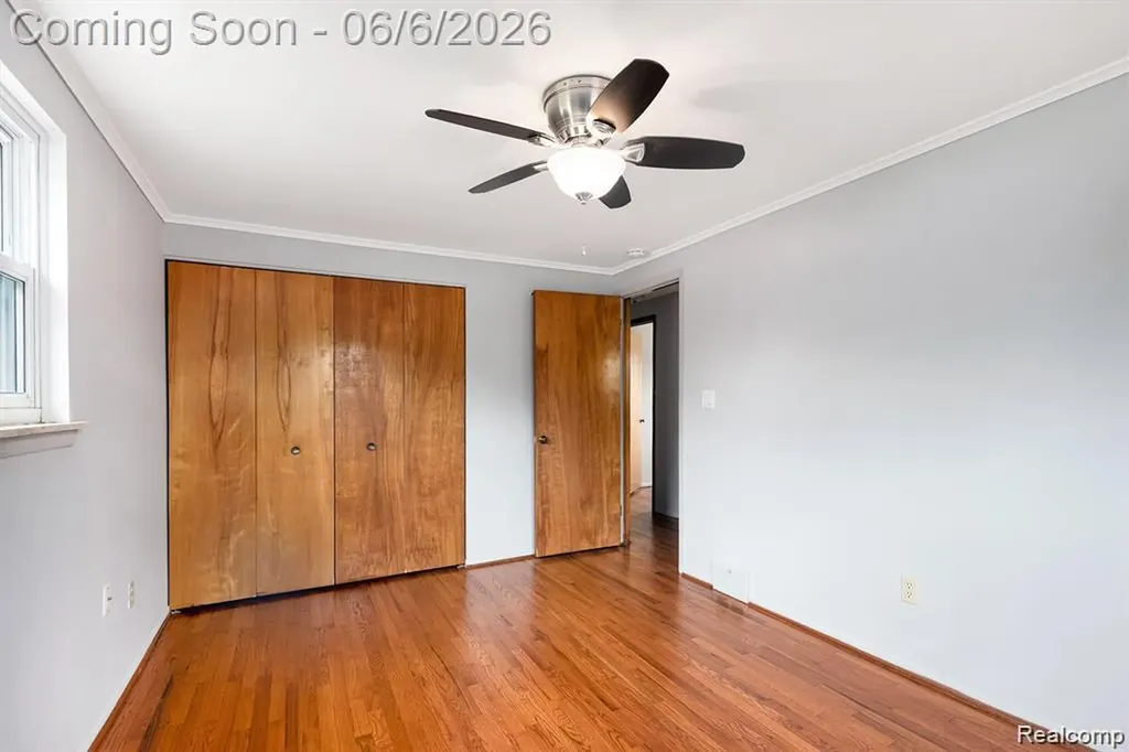 4772 Marian Avenue Warren City MI 48092