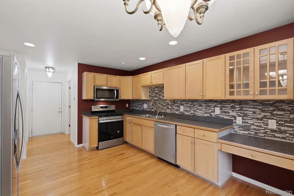 23716 Mccort Drive Brownstown Charter Township MI 48134