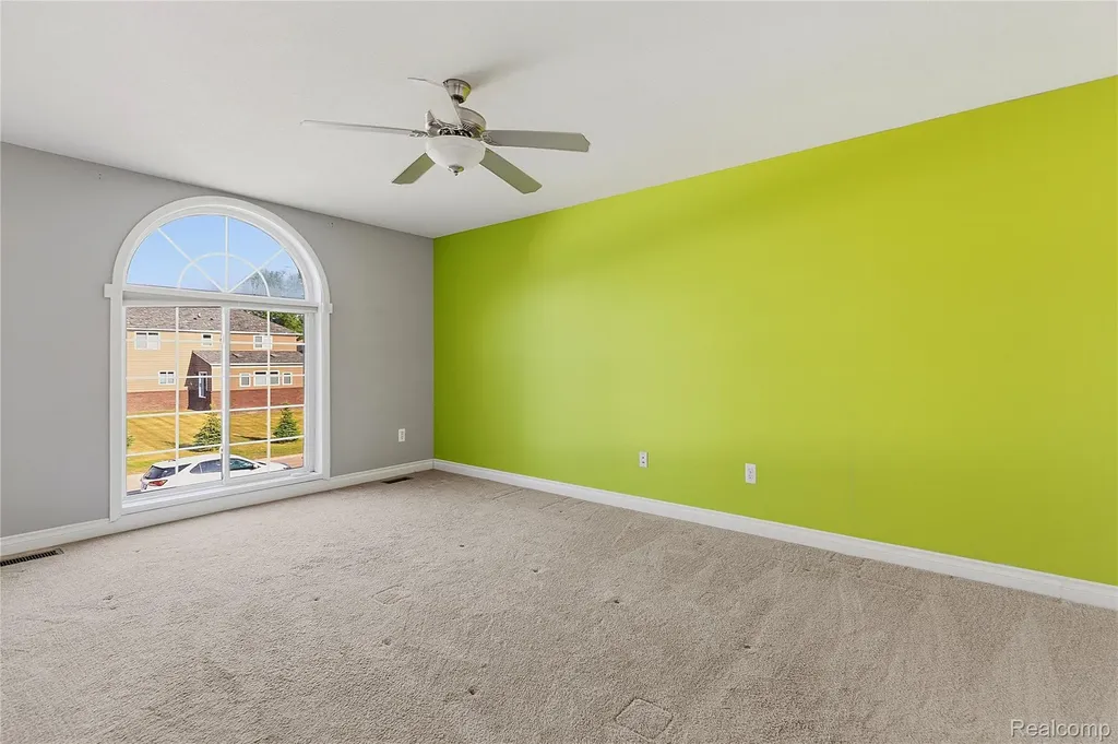 38124 Cobble Creek Court Sterling Heights City MI 48312