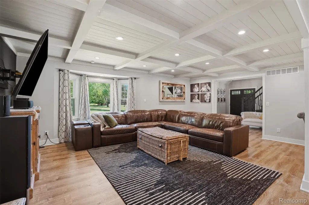 5080 Pleasant Valley Road Brighton Township MI 48114