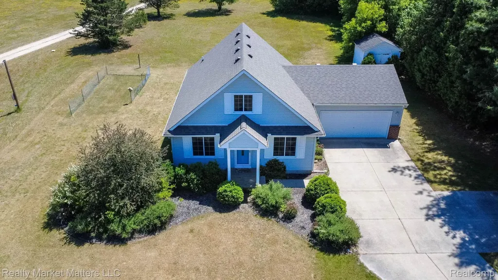 8164 N Genesee Road Genesee Charter Township MI 48458