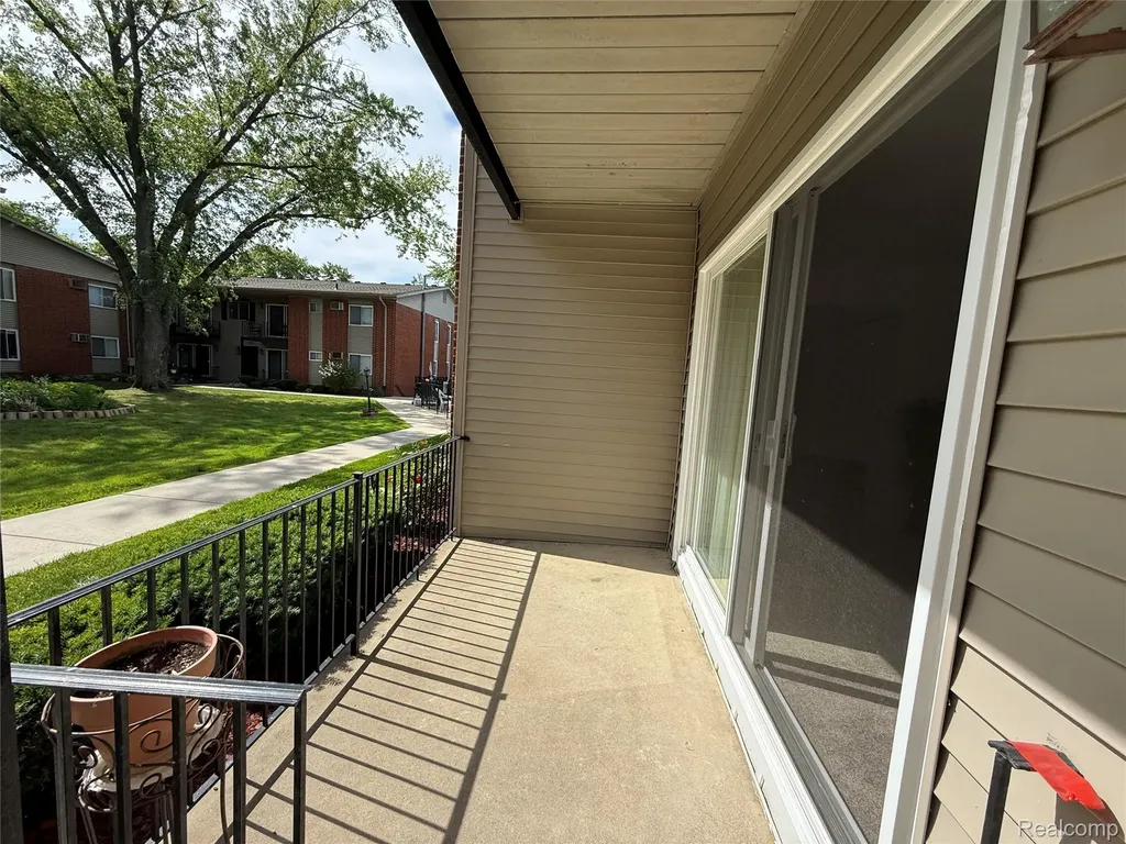 4109 Benjamin Avenue Royal Oak City MI 48073