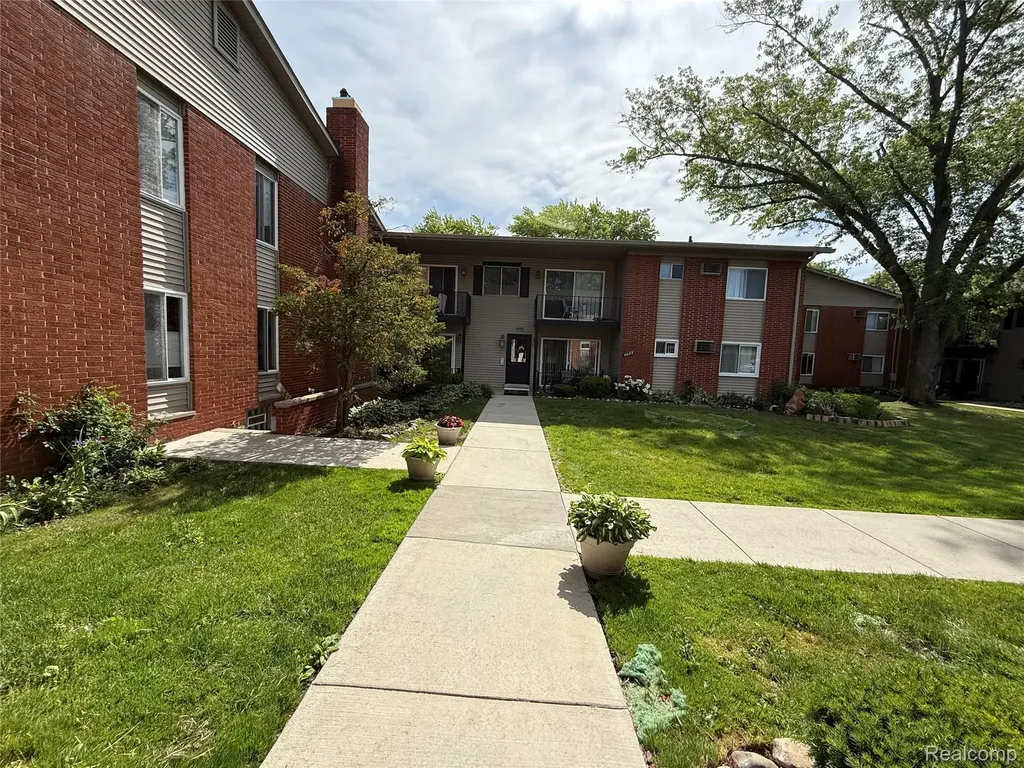 4109 Benjamin Avenue Royal Oak City MI 48073